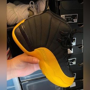 Jordan 12 university gold 🌟